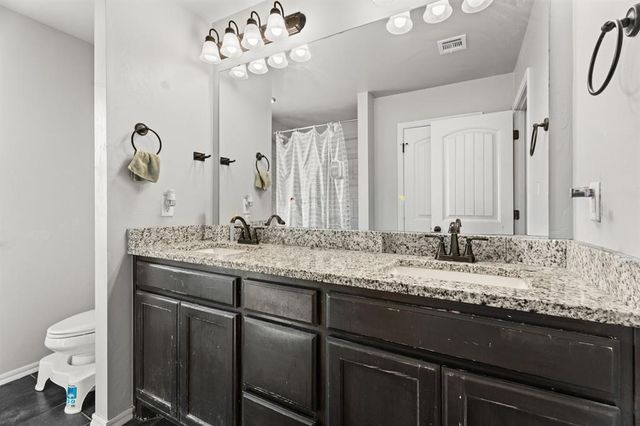 29837 E 830 Road, Cashion, OK 73016