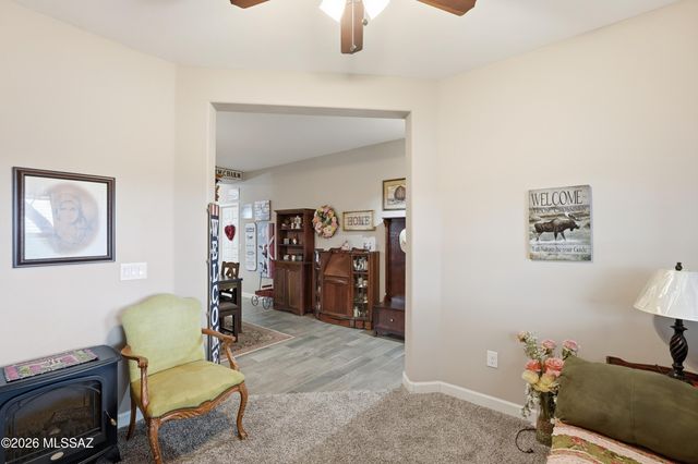 301 W Vista Monte Drive, Corona De Tucson, AZ 85641