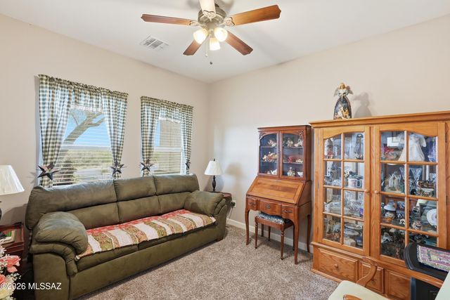 301 W Vista Monte Drive, Corona De Tucson, AZ 85641