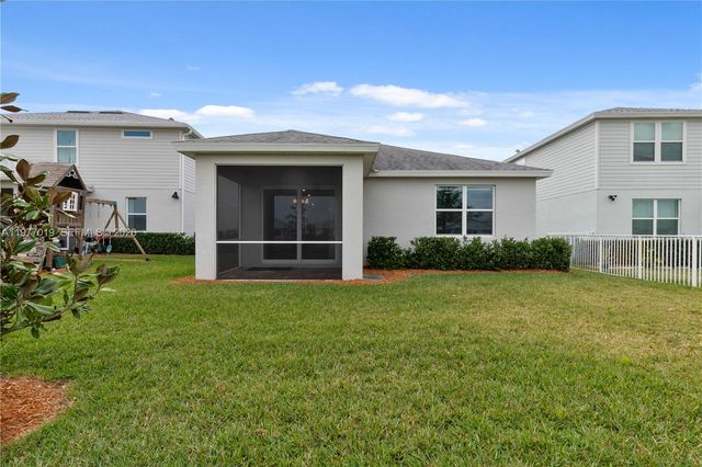 10581 SW Captiva Dr, Port St. Lucie, FL 34987