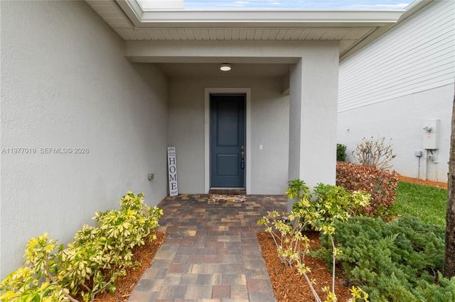 10581 SW Captiva Dr, Port St. Lucie, FL 34987