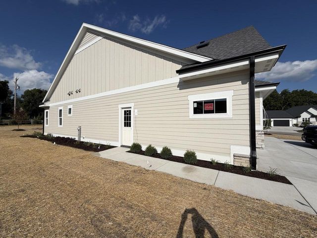 N55W25226 Crescent Hill DRIVE, Sussex, WI 53089