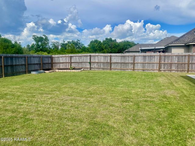 303 Gray Birch Loop, Youngsville, LA 70592