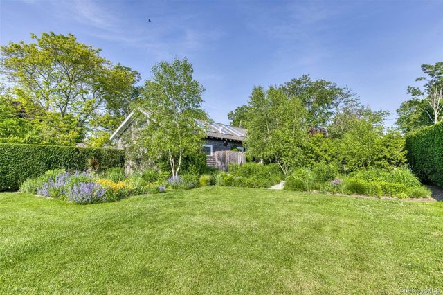 1855 Village Lane, Orient, NY 11957
