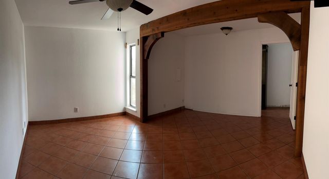 640 Harbor Drive, Azle, TX 76020