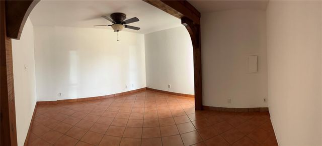 640 Harbor Drive, Azle, TX 76020