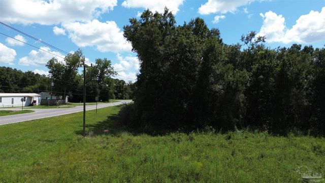0001 Chumuckla Hwy, Pace, FL 32571