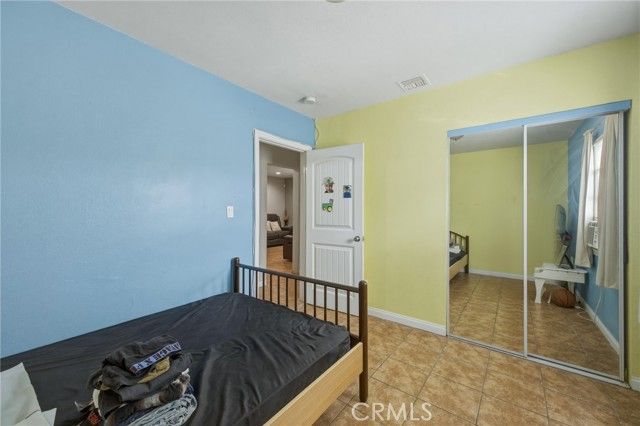 6937 Fairfax, San Bernardino, CA 92404