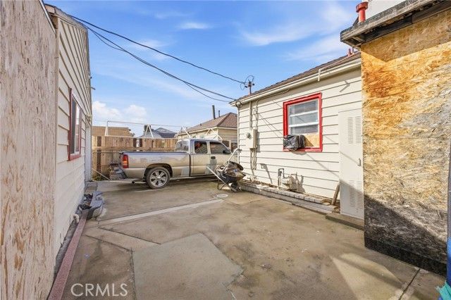 6937 Fairfax, San Bernardino, CA 92404