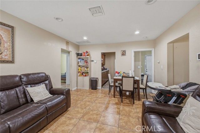 6937 Fairfax, San Bernardino, CA 92404