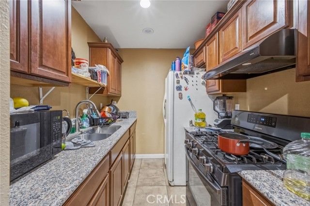 6937 Fairfax, San Bernardino, CA 92404