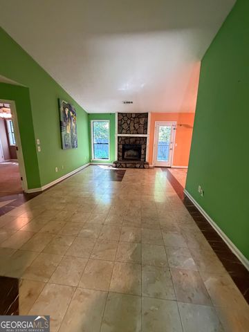 2199 Marshes Glenn Drive, Norcross, GA 30071