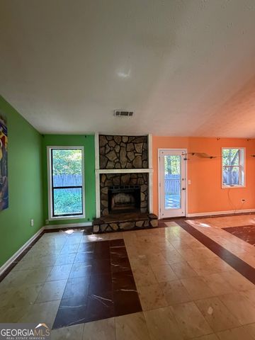 2199 Marshes Glenn Drive, Norcross, GA 30071