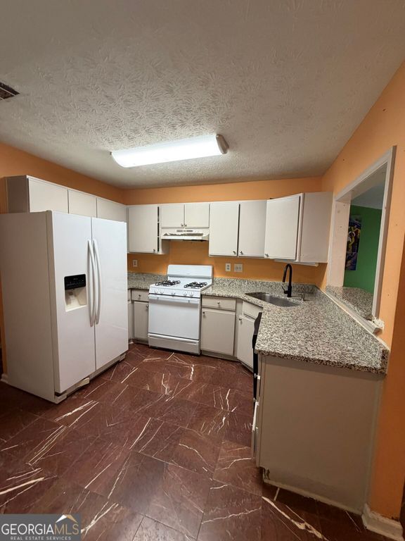 2199 Marshes Glenn Drive, Norcross, GA 30071 — photo 5