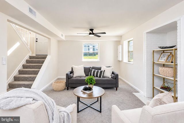 2316 WEYMOUTH LN, Crofton, MD 21114