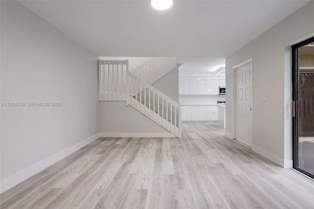 1170 SW 118th Ter, Davie, FL 33325