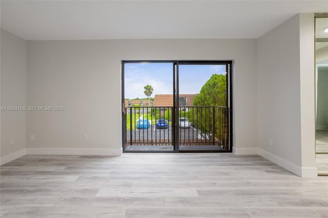 1170 SW 118th Ter, Davie, FL 33325