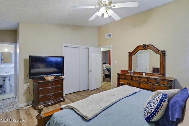532 Bellevue Street, Clinton, MS 39056