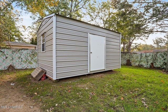 532 Bellevue Street, Clinton, MS 39056