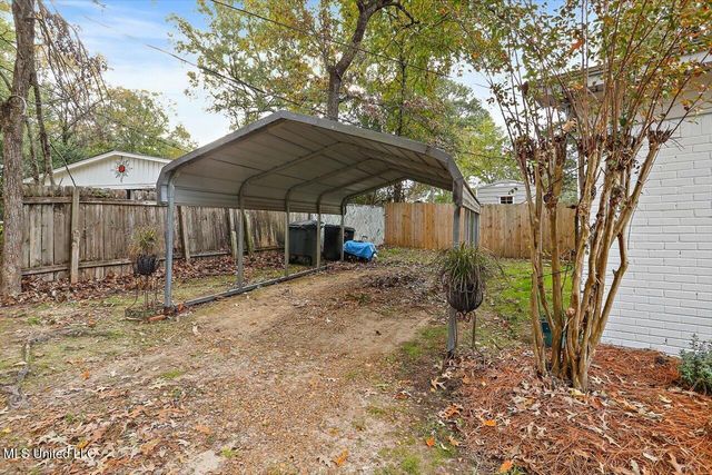 532 Bellevue Street, Clinton, MS 39056