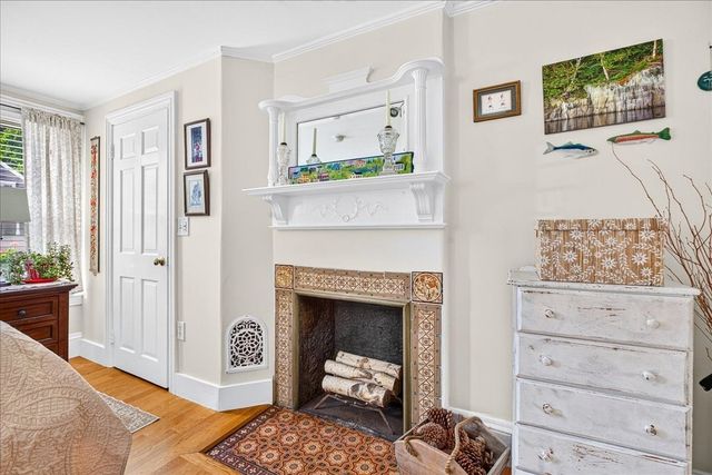 204 Sandwich Street 1, Plymouth, MA 02360