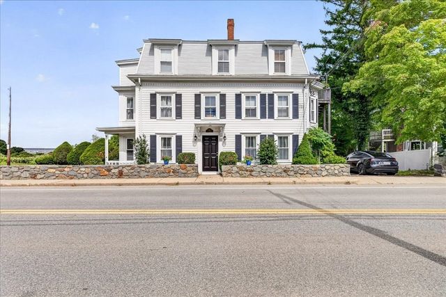 204 Sandwich Street 1, Plymouth, MA 02360