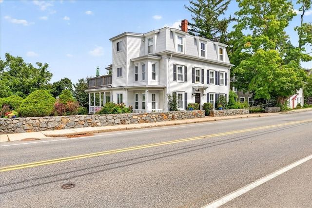 204 Sandwich Street 1, Plymouth, MA 02360