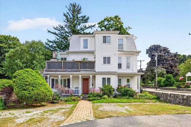 204 Sandwich Street 1, Plymouth, MA 02360