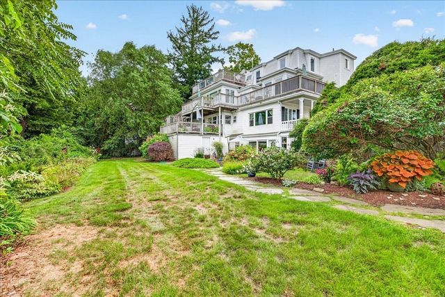 204 Sandwich Street 1, Plymouth, MA 02360