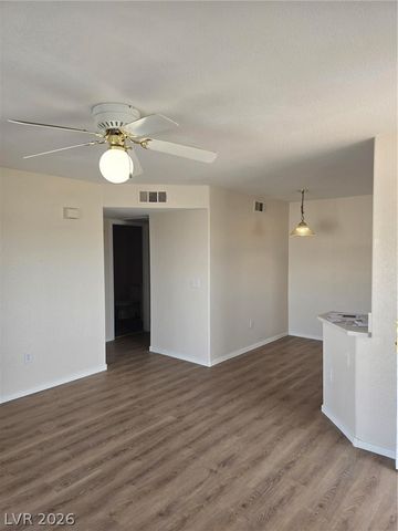 3953 Rebecca Raiter Avenue 202, Las Vegas, NV 89110