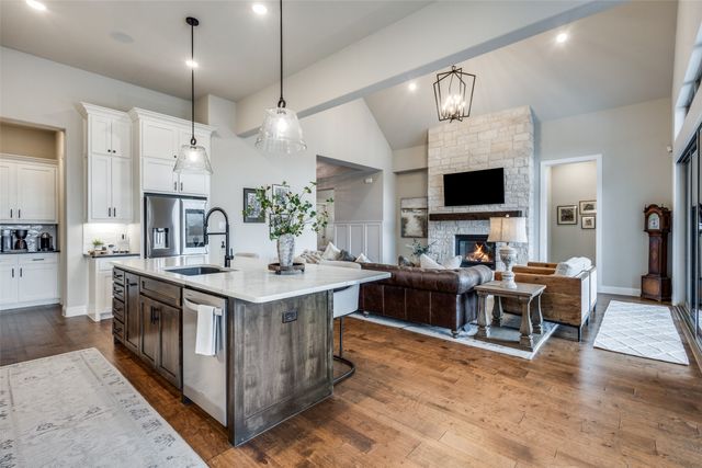 8713 Autumn Lake Trail, Mckinney, TX 75071