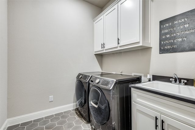 8713 Autumn Lake Trail, Mckinney, TX 75071