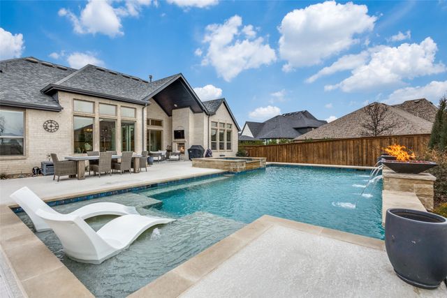 8713 Autumn Lake Trail, Mckinney, TX 75071