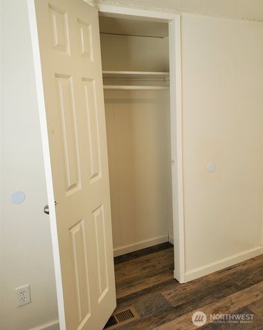 3500 Dyes Inlet Road NW, Bremerton, WA 98312