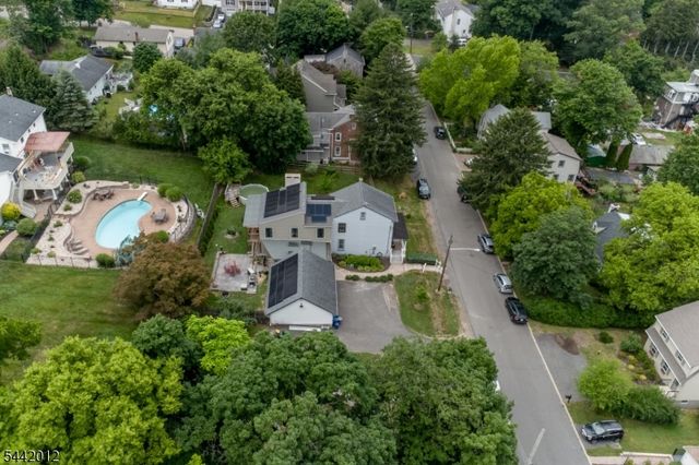 67 Douglas St, Lambertville City, NJ 08530