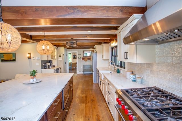 67 Douglas St, Lambertville City, NJ 08530