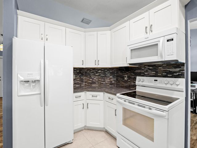 402 Watercrest Street, Sebastian, FL 32958