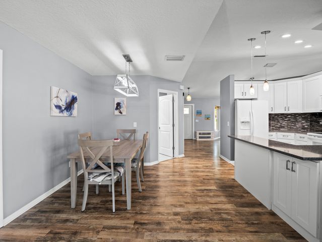 402 Watercrest Street, Sebastian, FL 32958