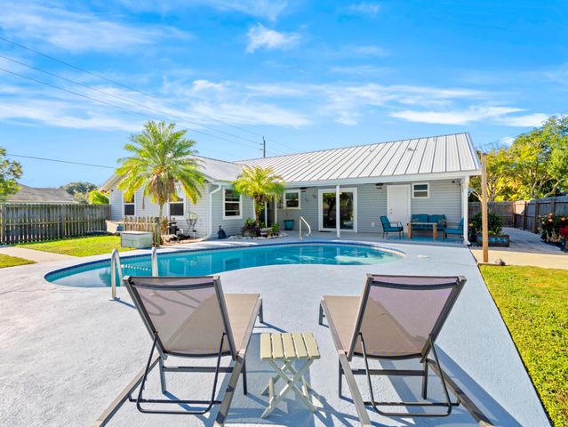 402 Watercrest Street, Sebastian, FL 32958