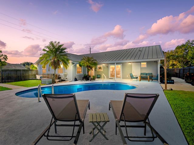 402 Watercrest Street, Sebastian, FL 32958