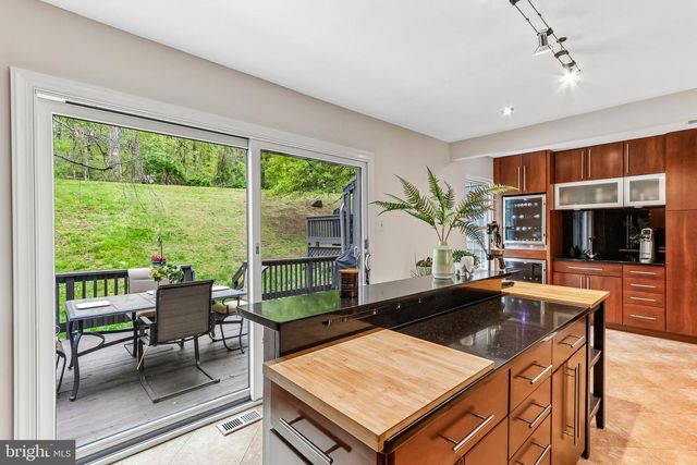 37-C MELROSE RD, Princeton, NJ 08540