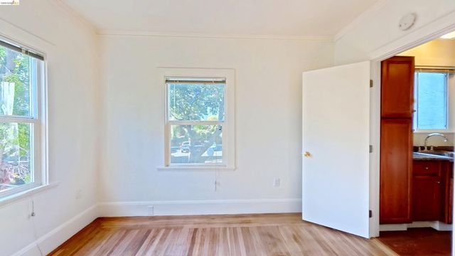 2924 Florence St C, Berkeley, CA 94705