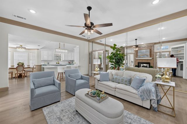 5426 Emerald Park Boulevard, Arlington, TX 76017