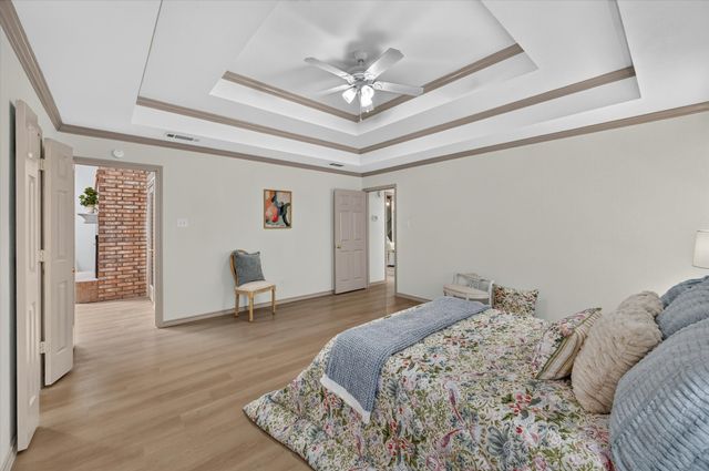 5426 Emerald Park Boulevard, Arlington, TX 76017