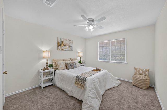 5426 Emerald Park Boulevard, Arlington, TX 76017
