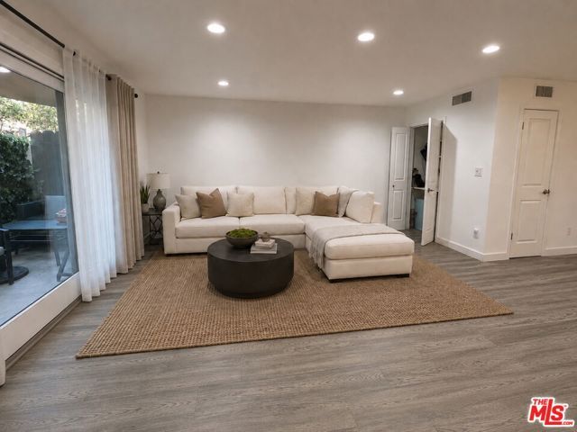 1443 25th Street 4, Santa Monica, CA 90404