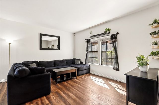 337 E Chapman, Placentia, CA 92870