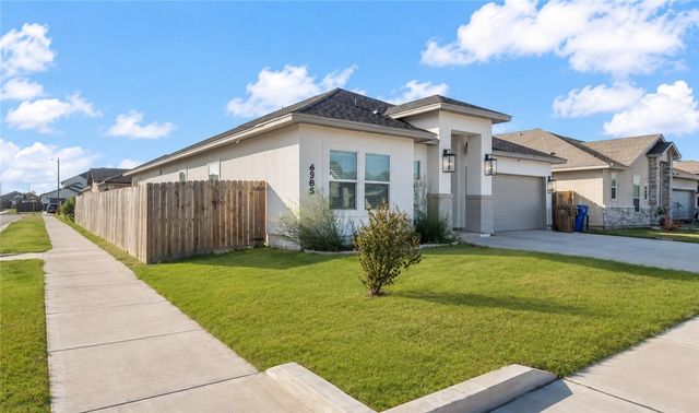 4102 Nadia Dr, Corpus Christi, TX 78414