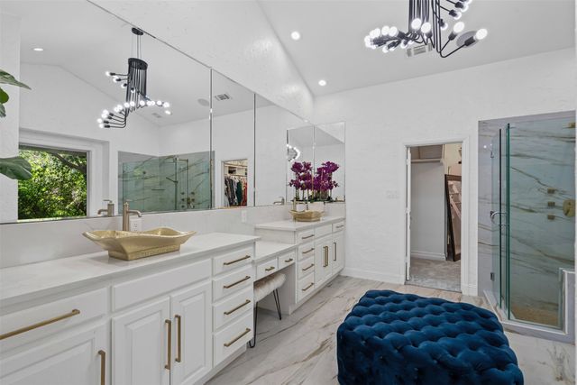 108 Dustin Circle, Hudson Oaks, TX 76087