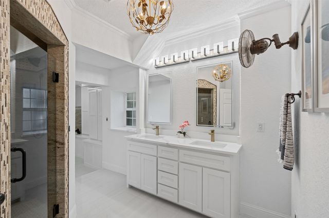 108 Dustin Circle, Hudson Oaks, TX 76087